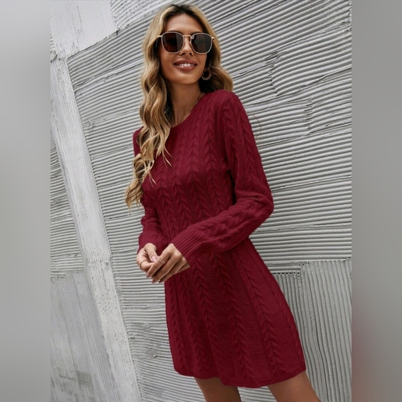 Maroon Cable Knit Sweater Dress Without Belt - Picture 3 of 4